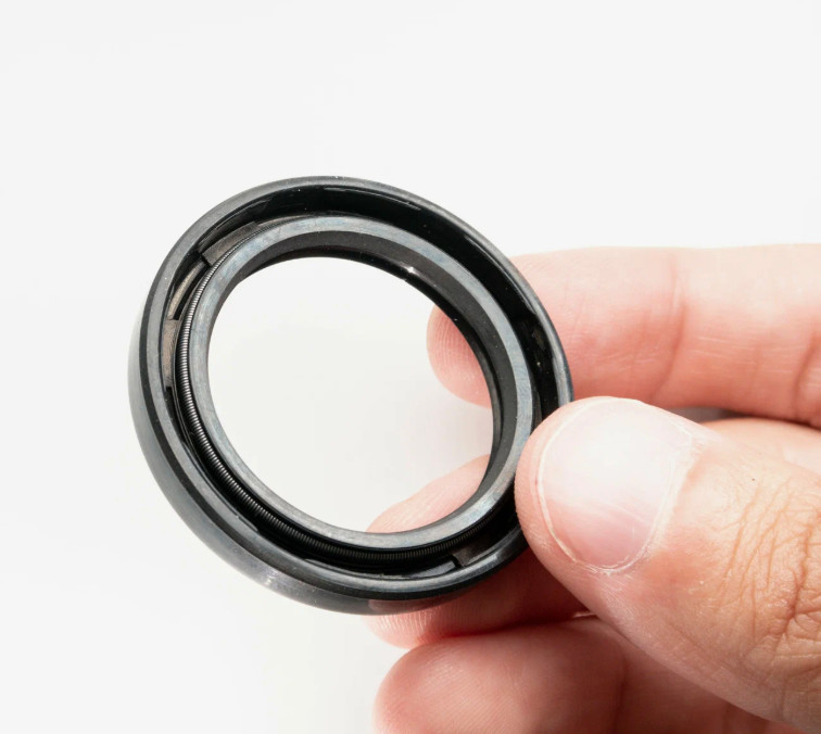 ГОСТ 8752-79 - Манжеты (сальники) армированные для валов. Технические условия